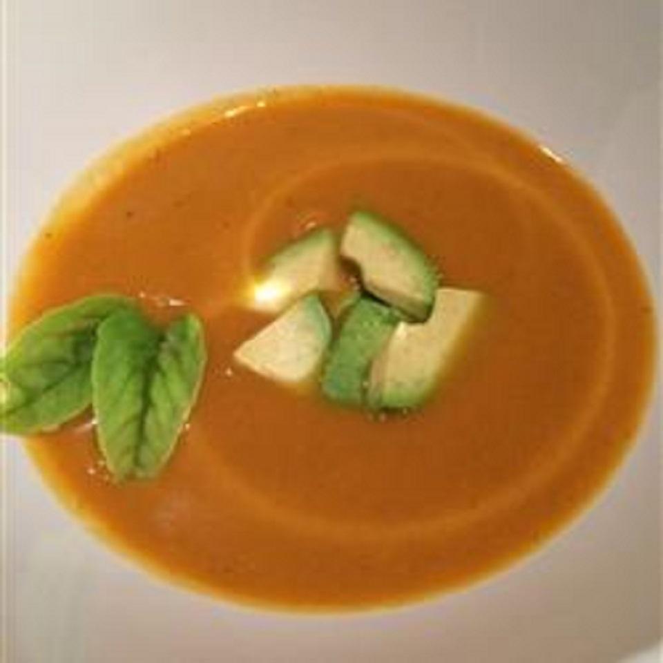 Spicy Curried Sweet Potato Soup (Paleo and GF Approved)