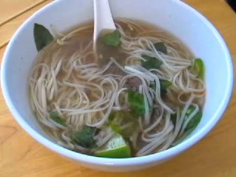 Spicy Vietnamese Beef Noodle Soup