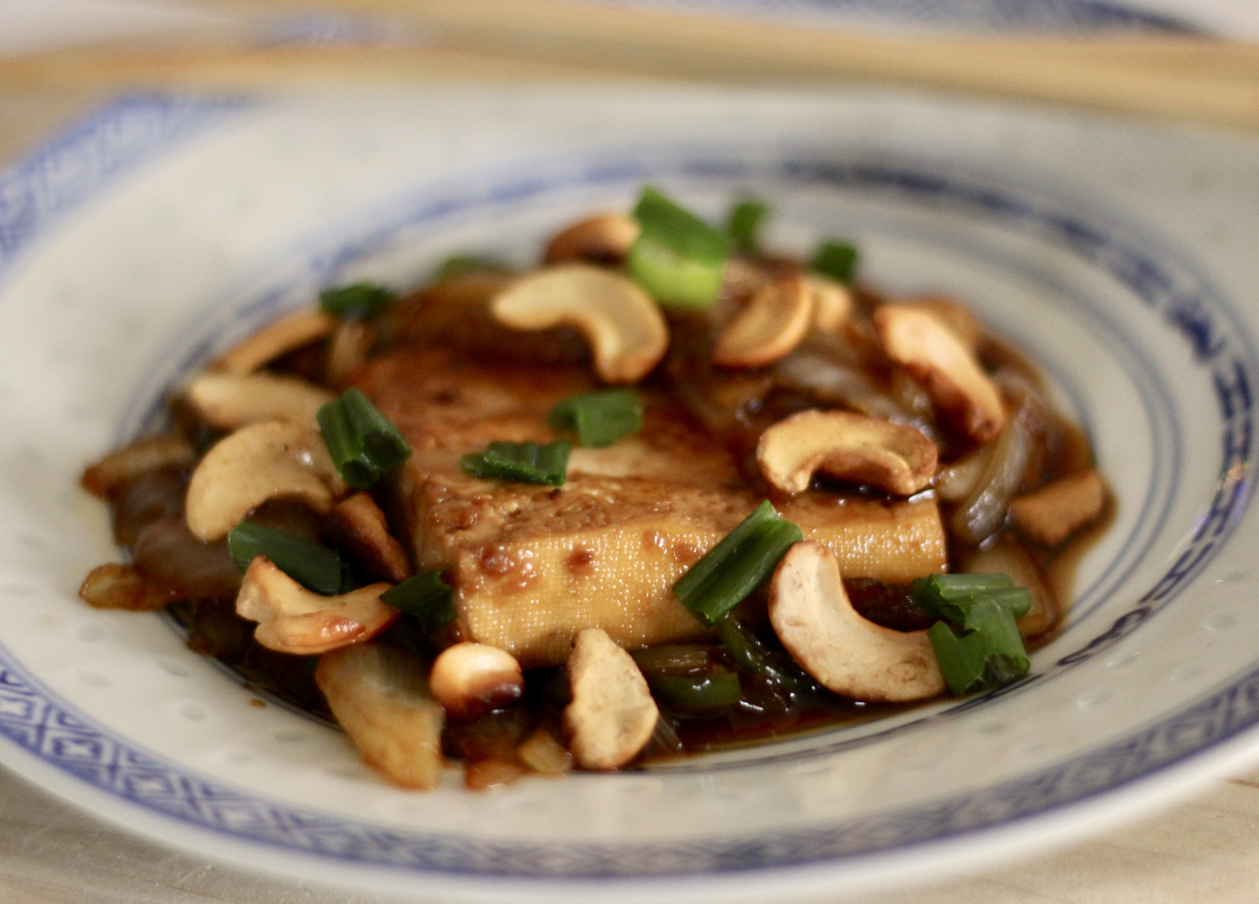 Stir-Fried Tofu with Cashews