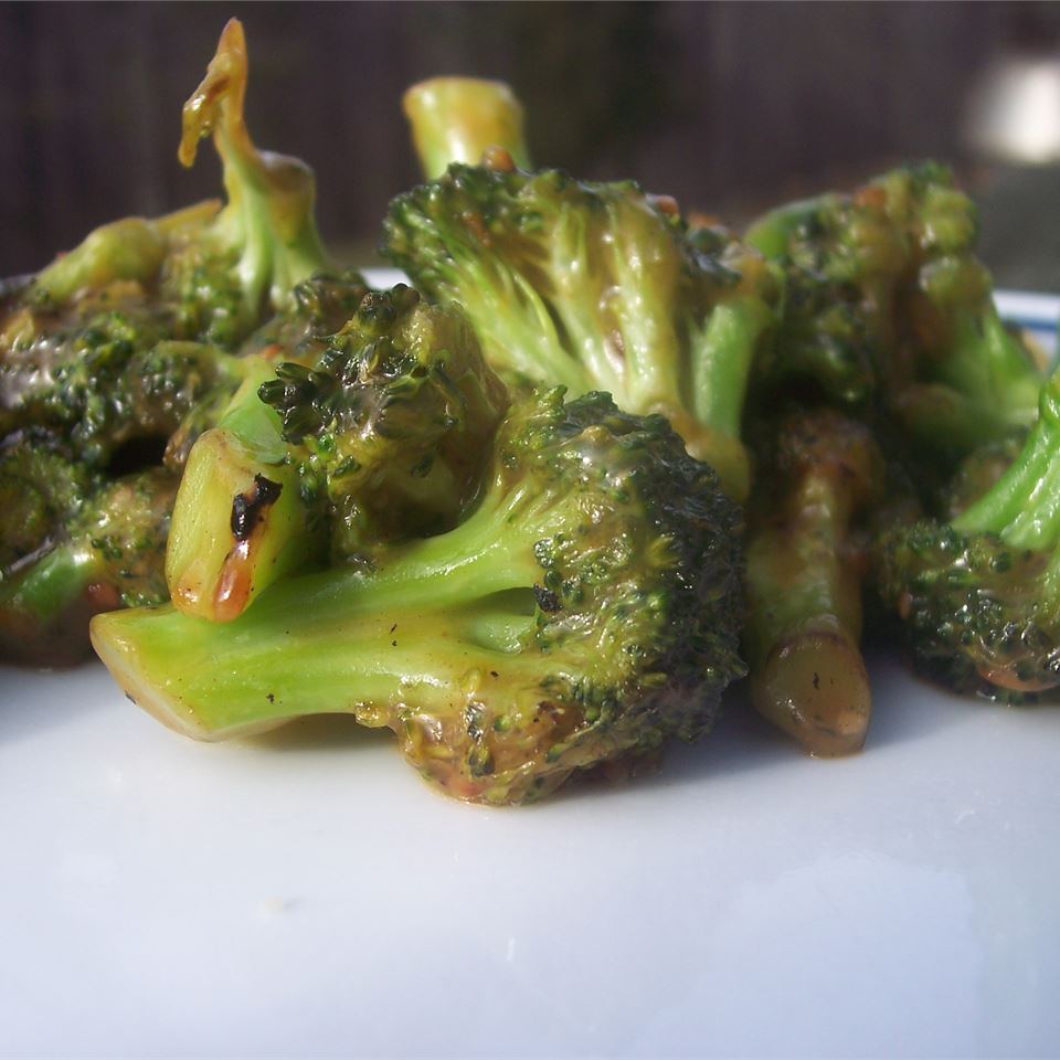 Stir-Fry Broccoli With Orange Sauce