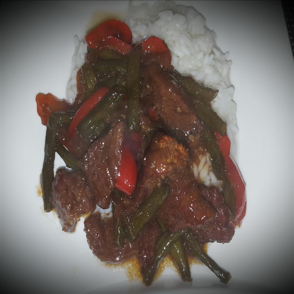 Szechuan Beef with Green Beans and Red Bell Peppers