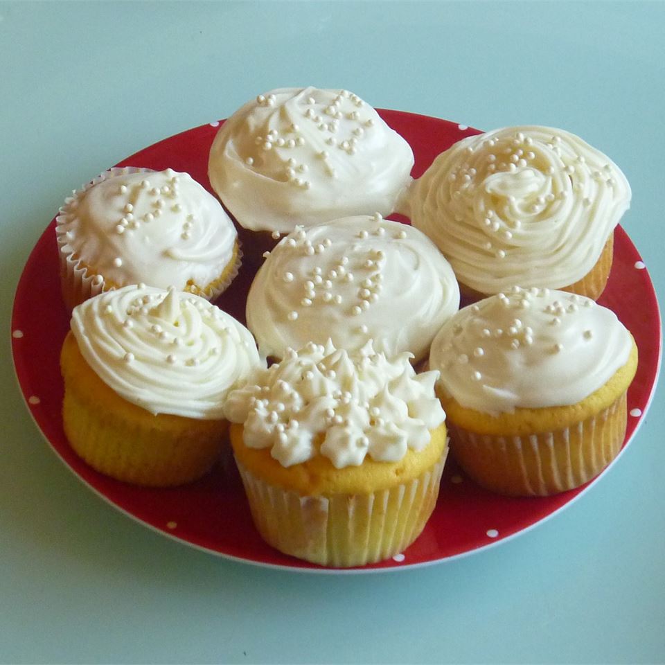 Tangy Lemon Cream Cheese Frosting