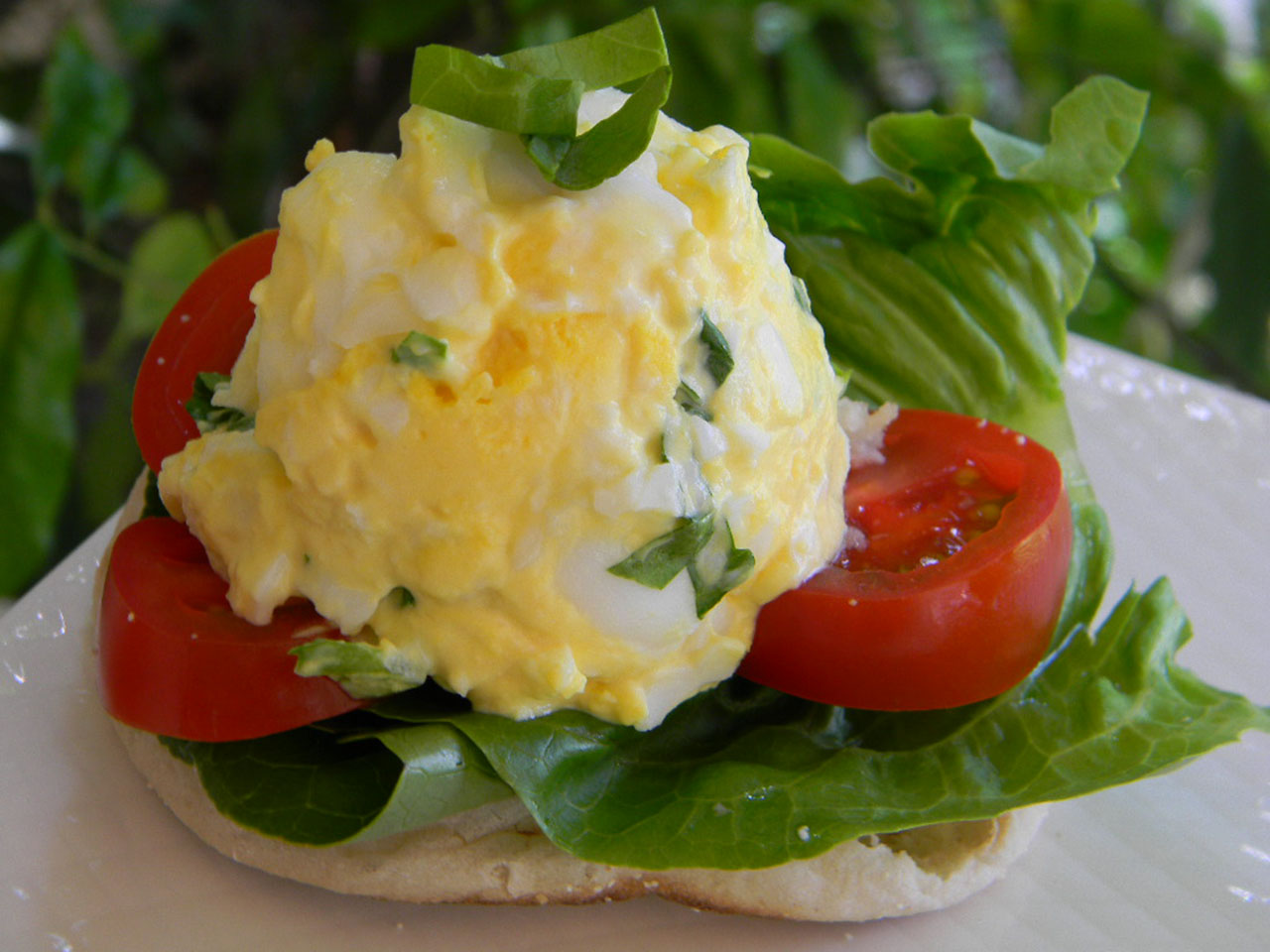 Tomato Basil Egg Salad Sandwich