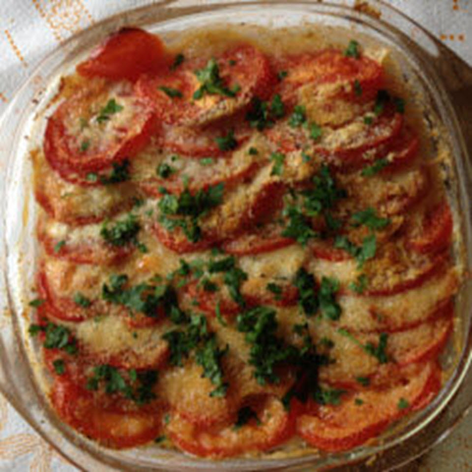 Tomato-Mozzarella Gratin