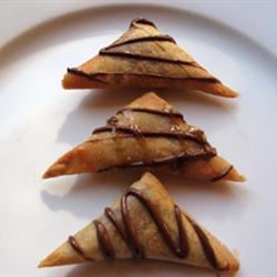 Turon (Caramelized Banana Triangles)