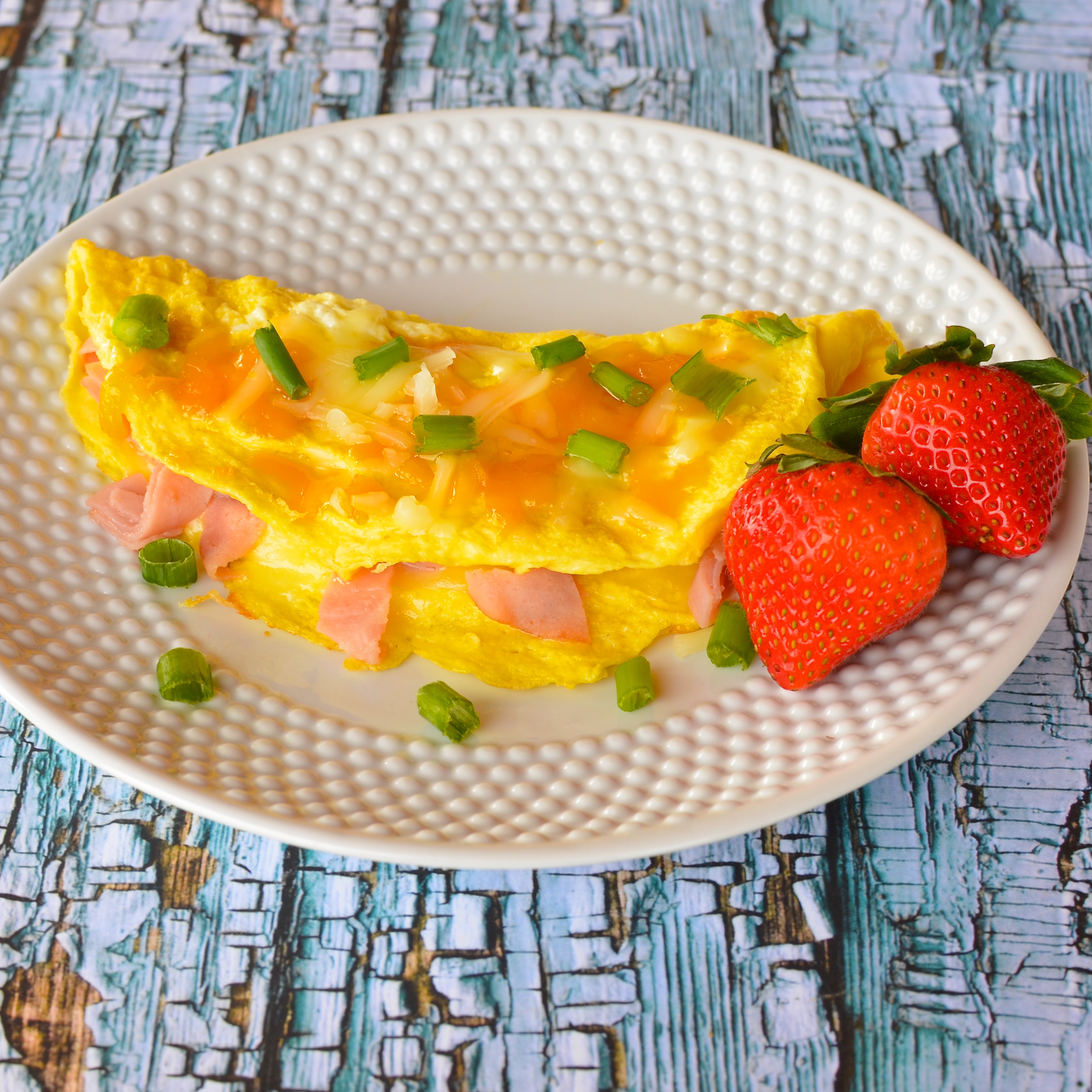 Ultimate Low-Carb Ham and Cheese Omelet for Two