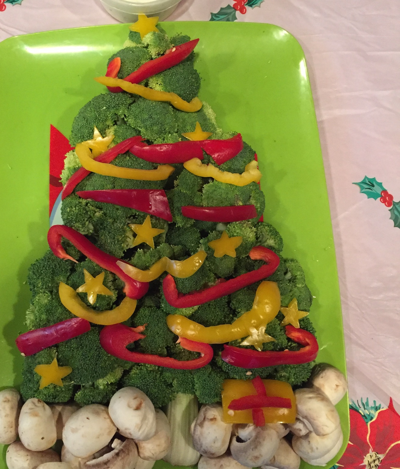 Vegetable Christmas Tree with Broccoli