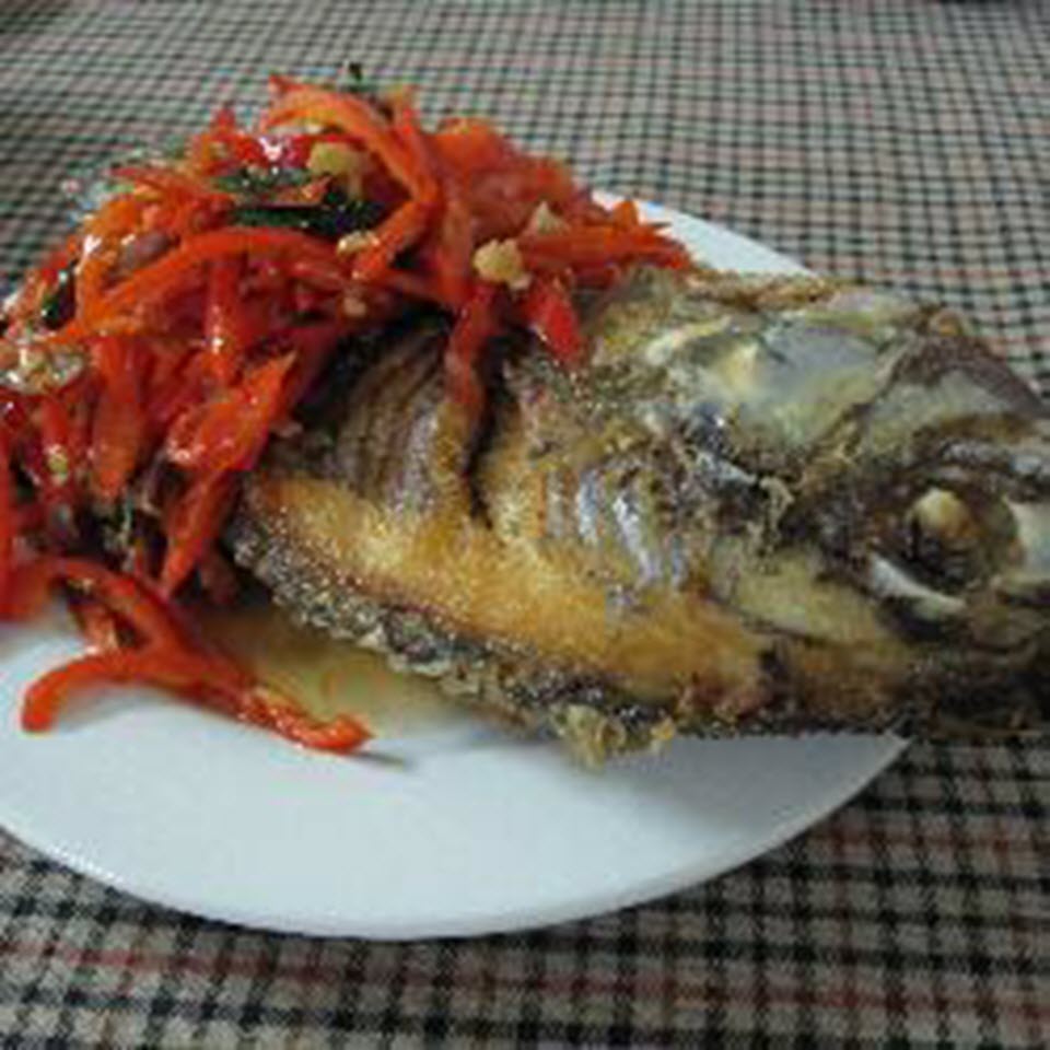 Whole Fish Fried with Basil and Chiles